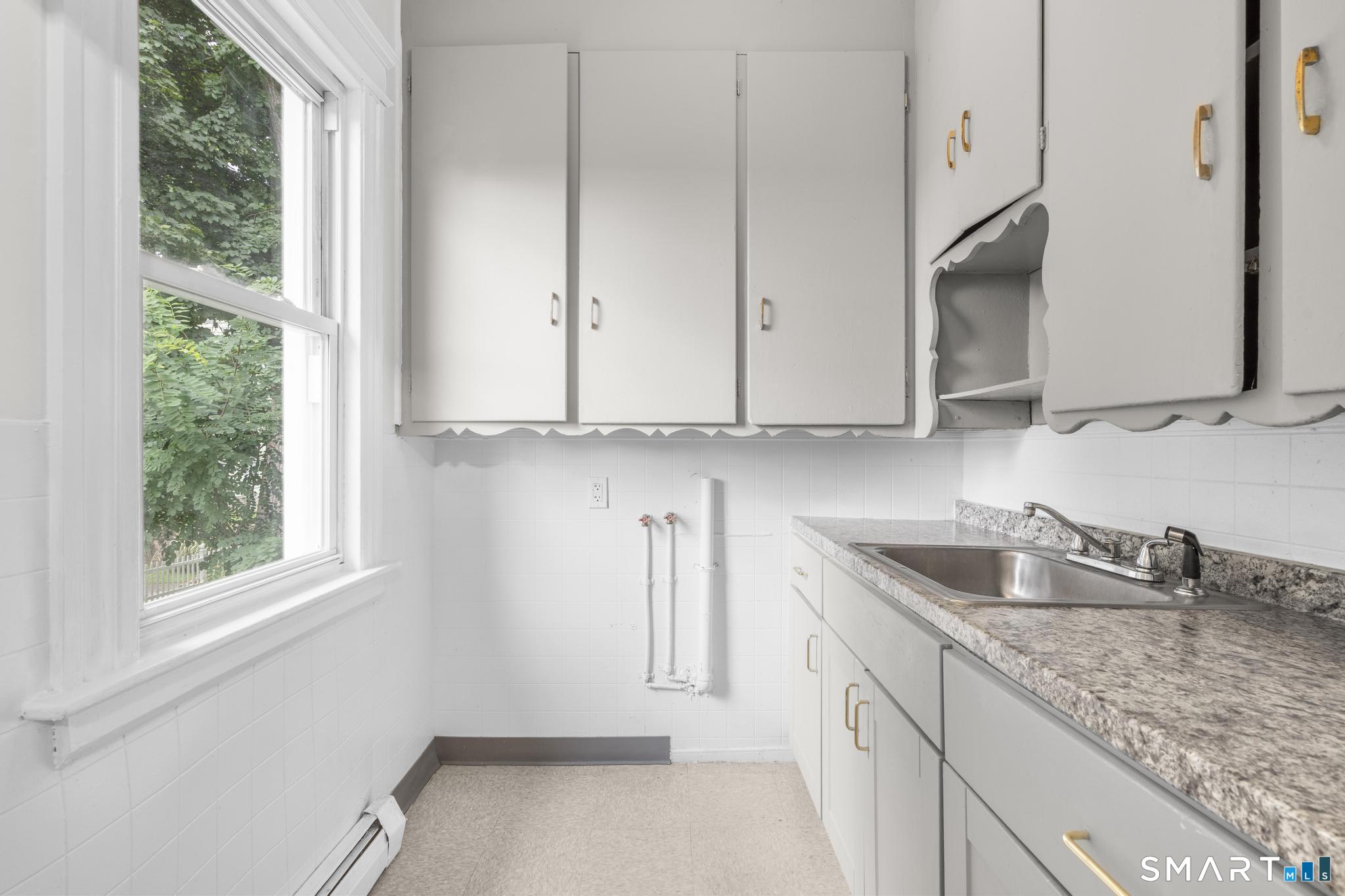 121 Wolcott Street Waterbury CT 06705