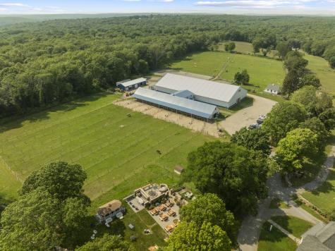 1189 Pequot Trail Stonington CT 06378