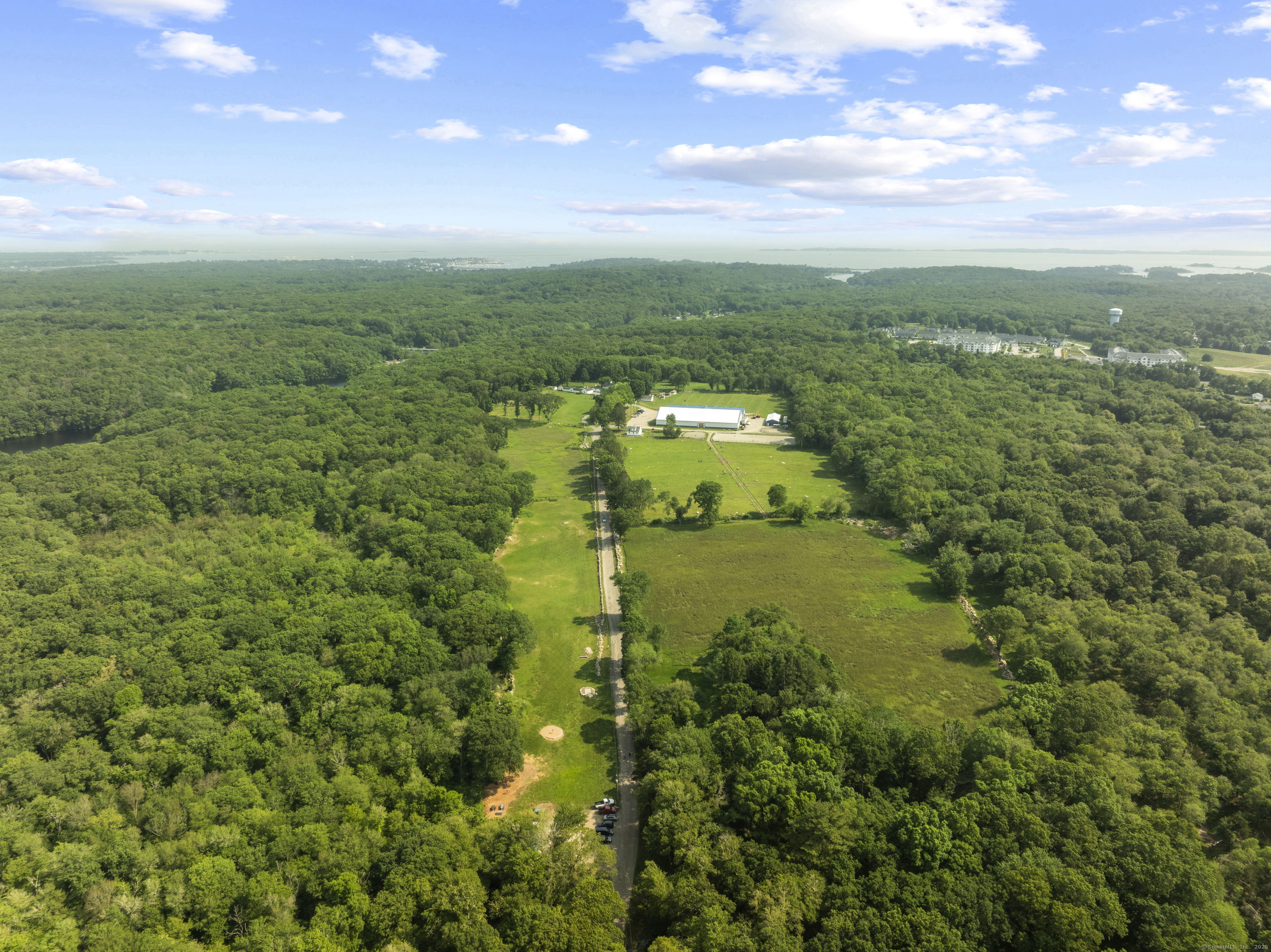 1189 Pequot Trail Stonington CT 06378