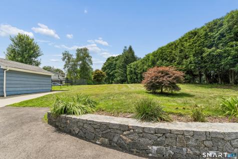 34 Lake Avenue Trumbull CT 06611