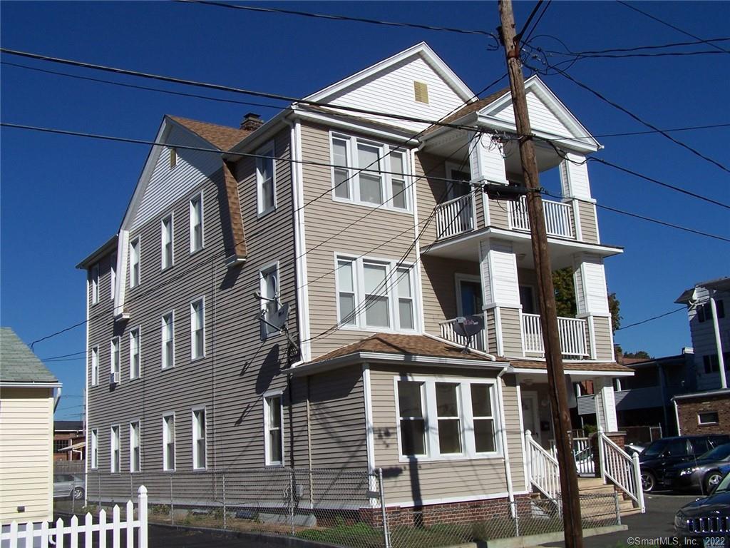 22 Knoll Street Waterbury CT 06705