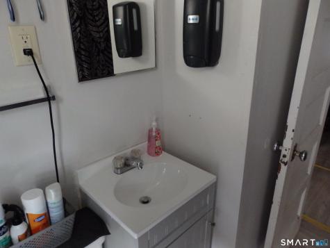 114 Union Avenue West Haven CT 06516