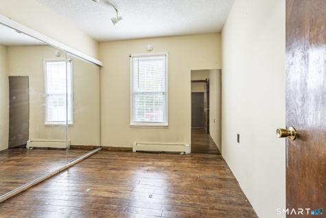41-43 Dean Street Hartford CT 06114