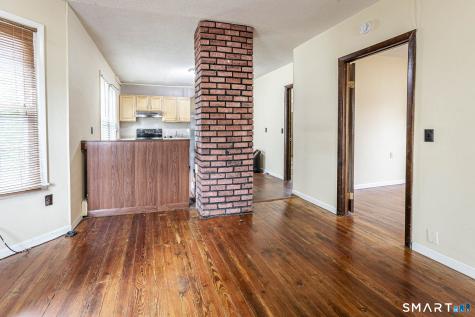 41-43 Dean Street Hartford CT 06114