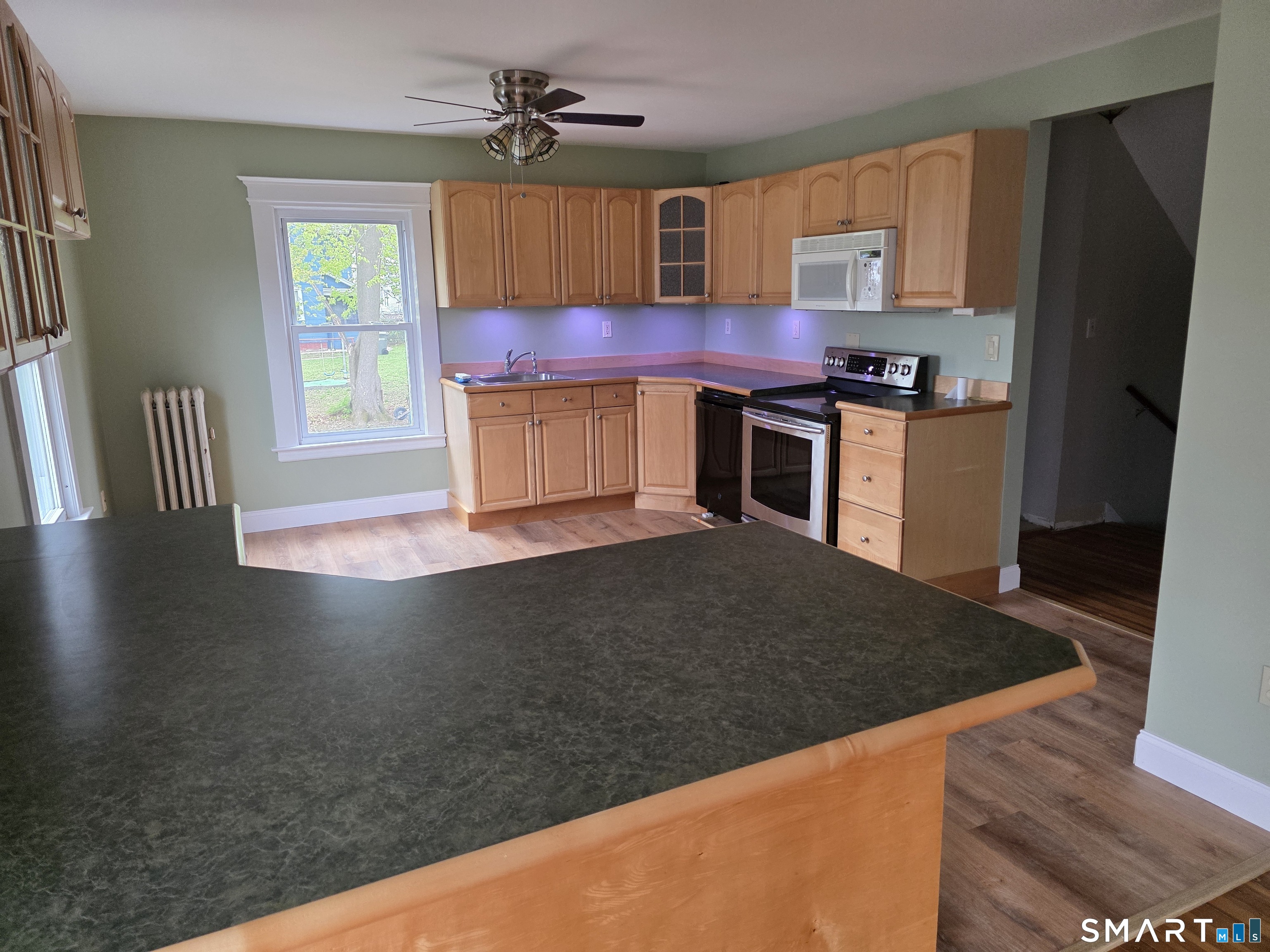 52 Hamlin Street Manchester CT 06040