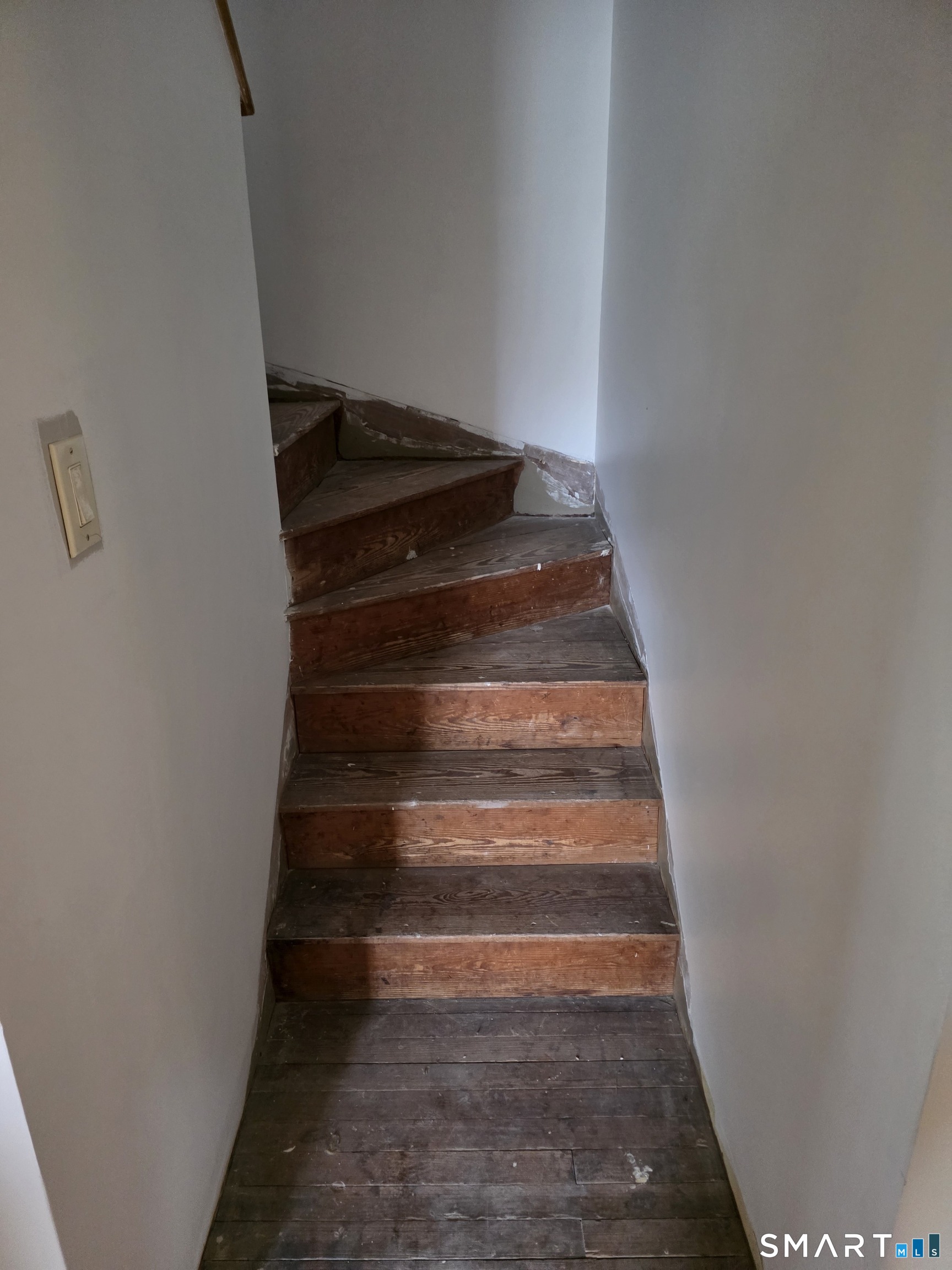 52 Hamlin Street Manchester CT 06040