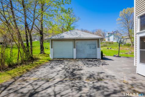 28 Maple Street Torrington CT 06790