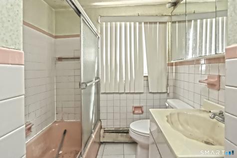 25 Catherine Street West Haven CT 06516