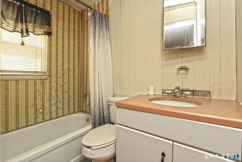 25 Catherine Street West Haven CT 06516