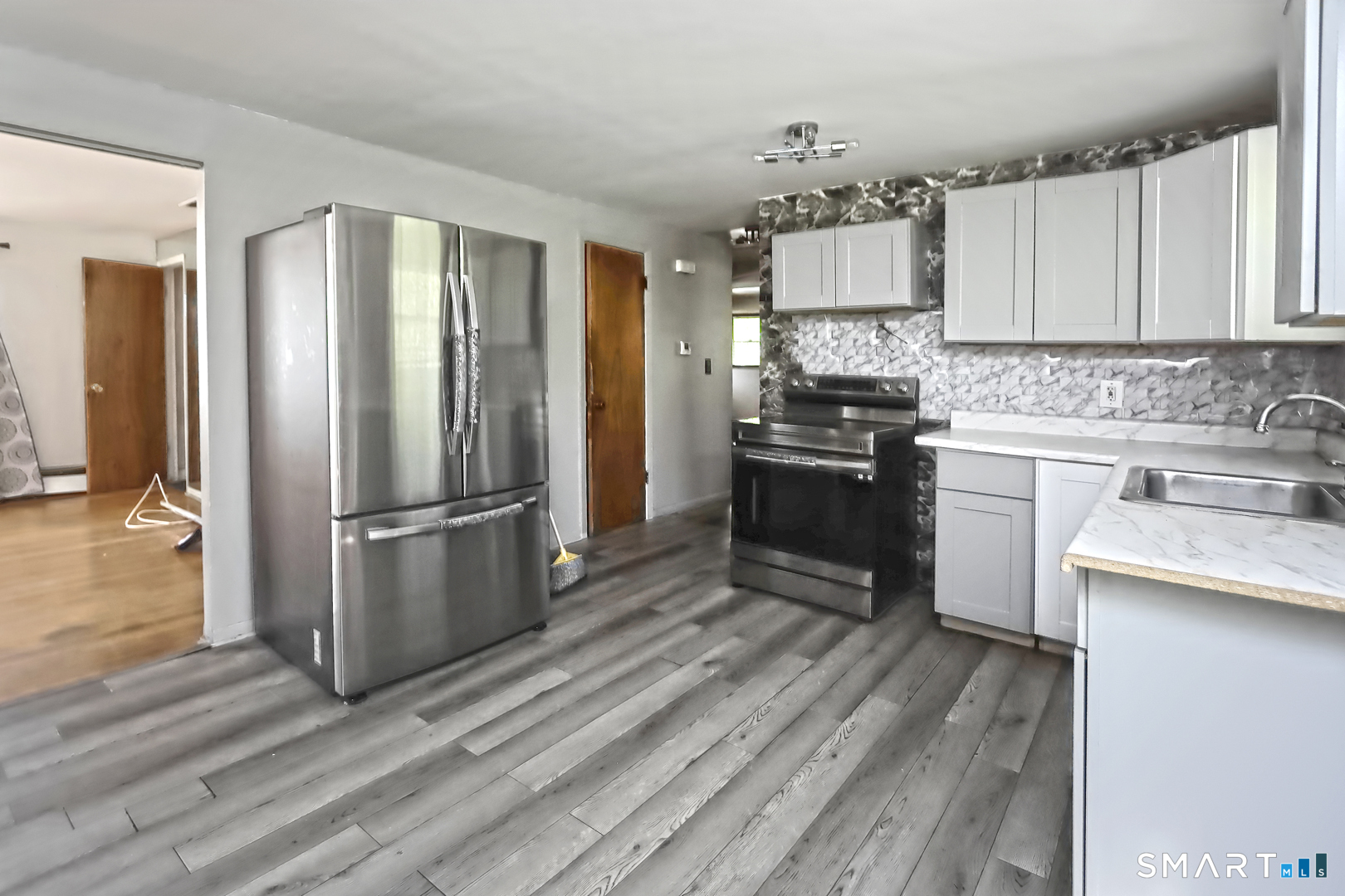 25 Catherine Street West Haven CT 06516