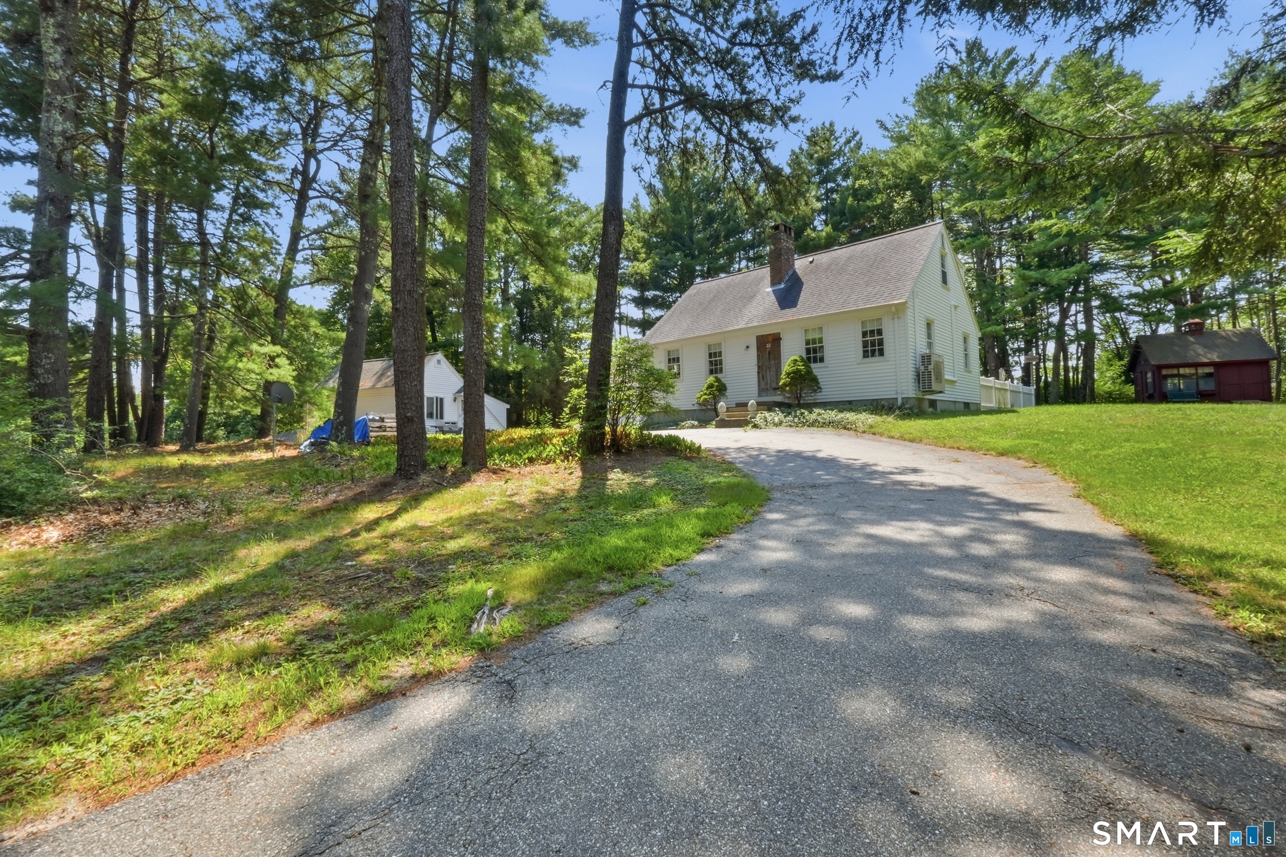 22 Kingsbury Road Thompson CT 06277