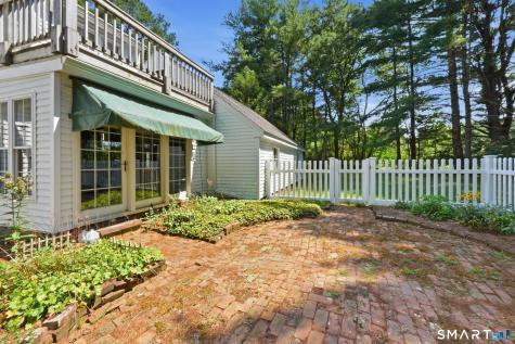 22 Kingsbury Road Thompson CT 06277