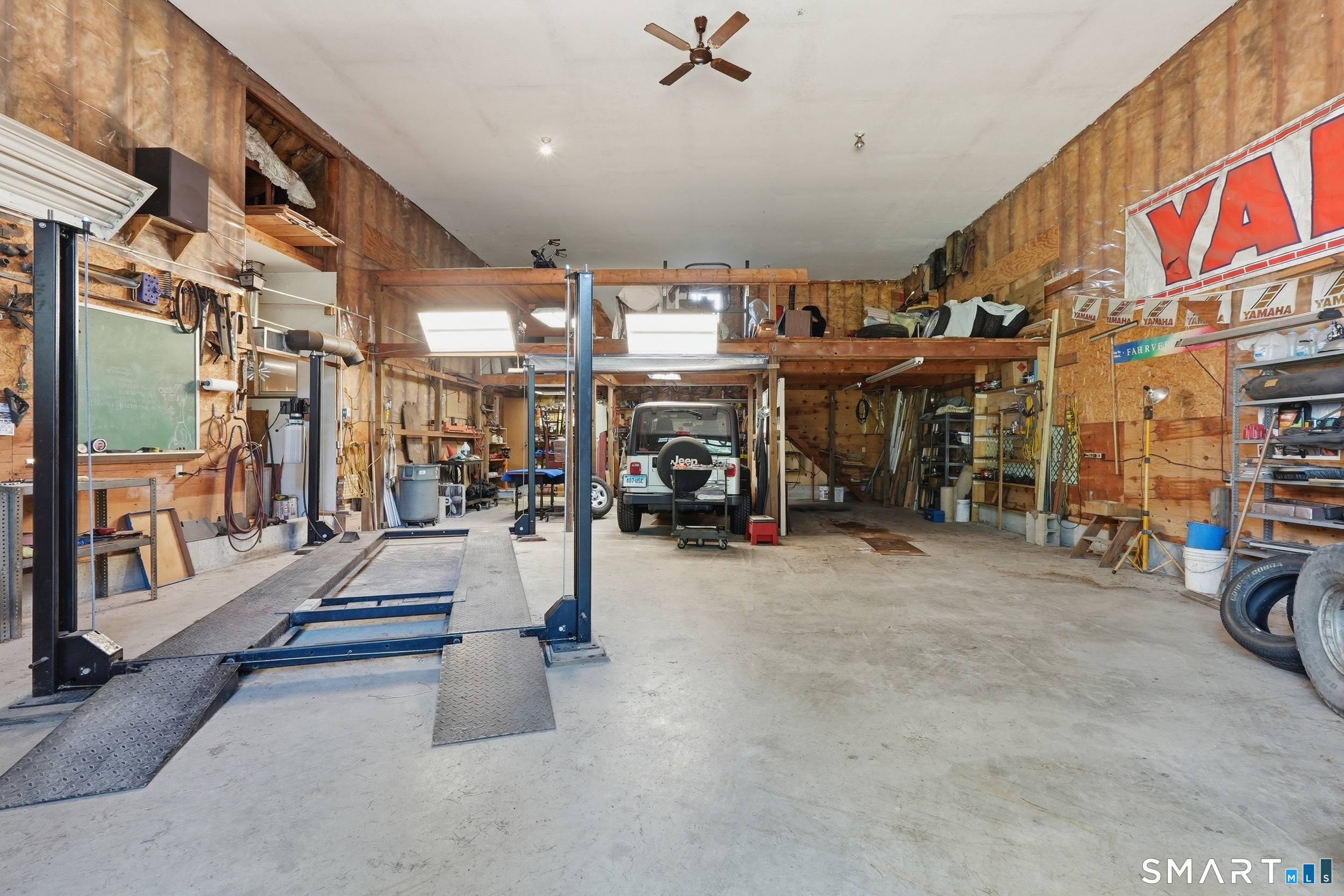 22 Kingsbury Road Thompson CT 06277