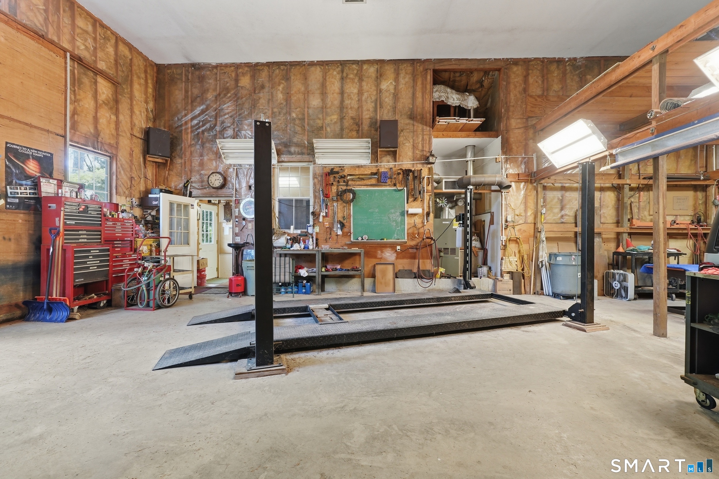 22 Kingsbury Road Thompson CT 06277