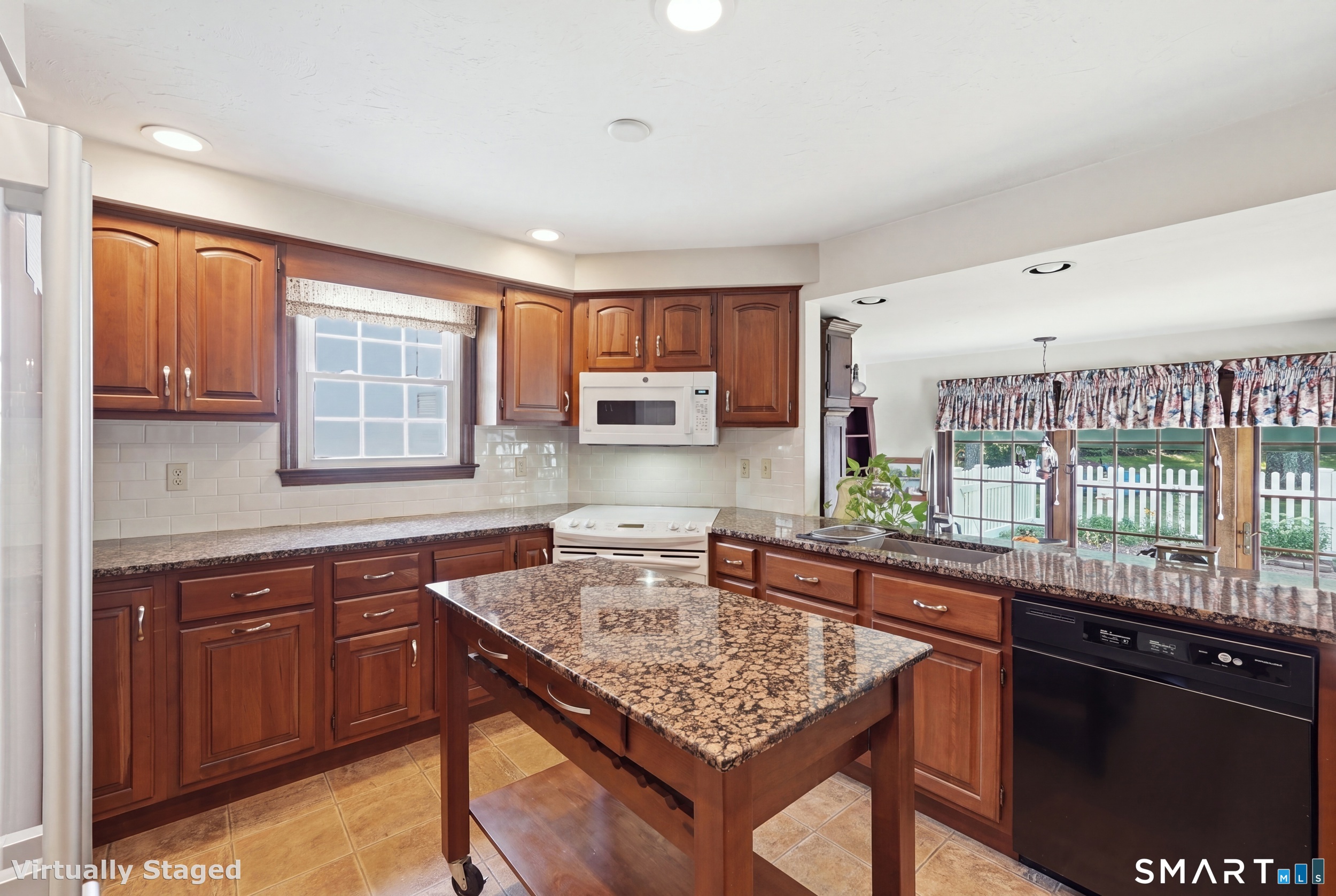 22 Kingsbury Road Thompson CT 06277