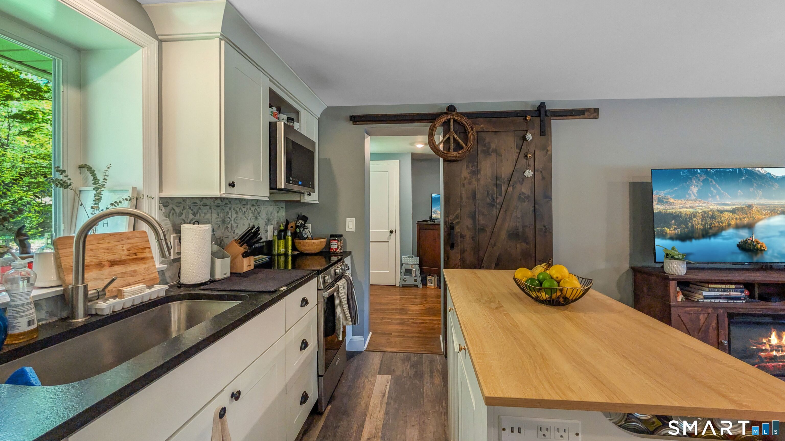 437 Georges Hill Road Southbury CT 06488