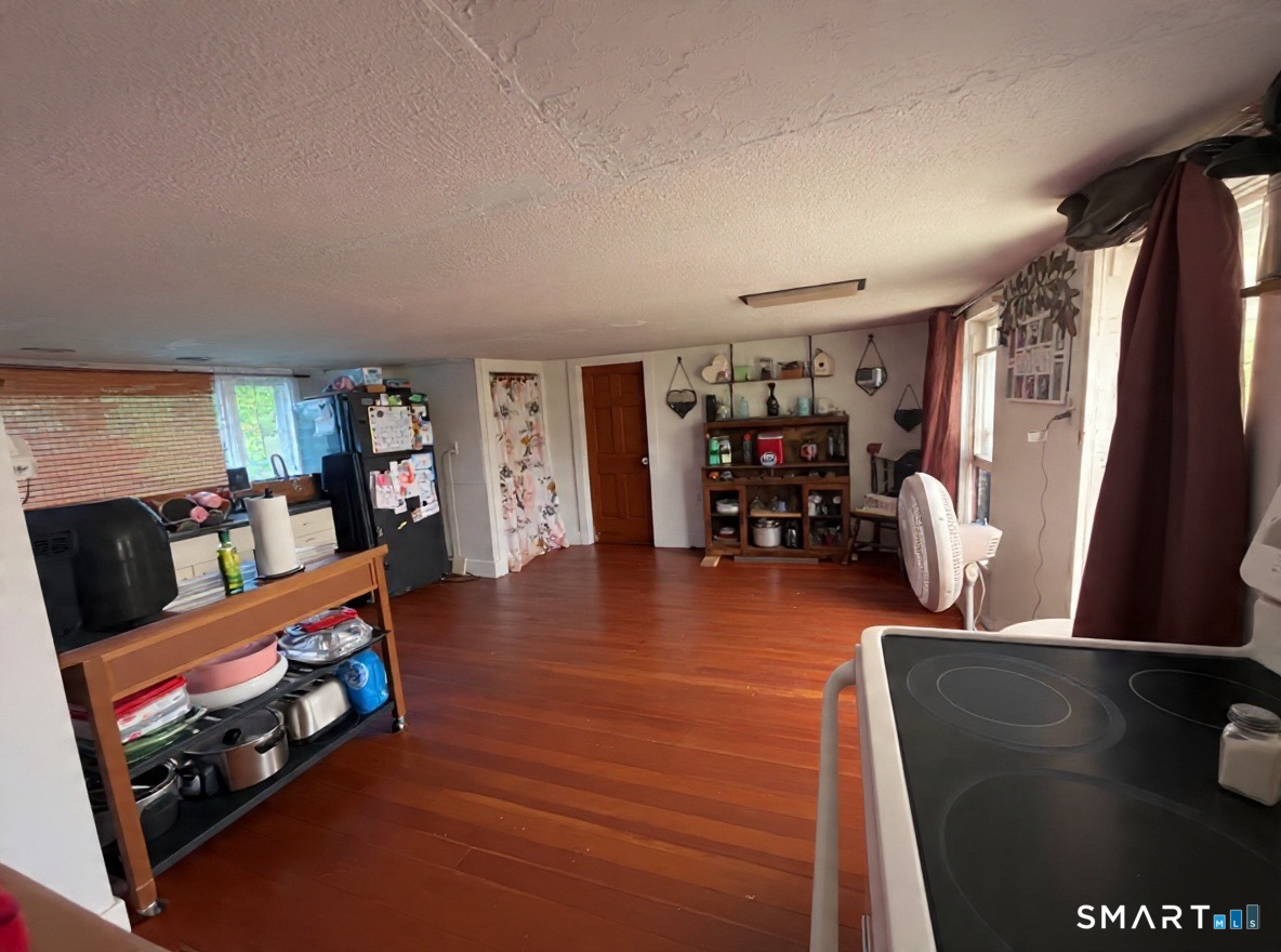 1147 Plainfield Pike Sterling CT 06373