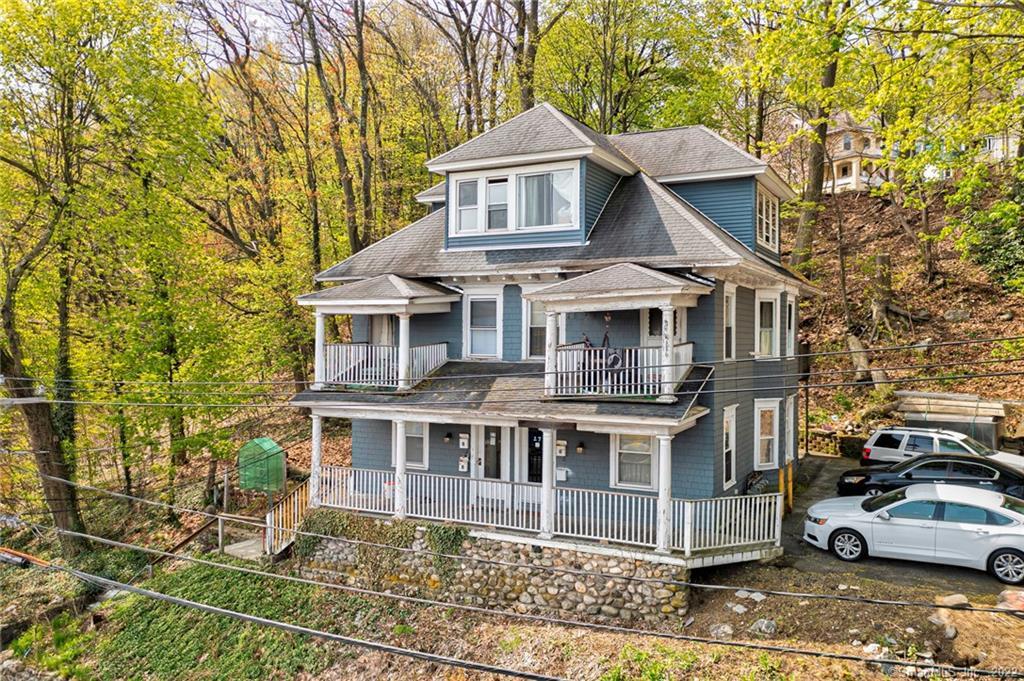 25 Bunker Hill Avenue Waterbury CT 06708