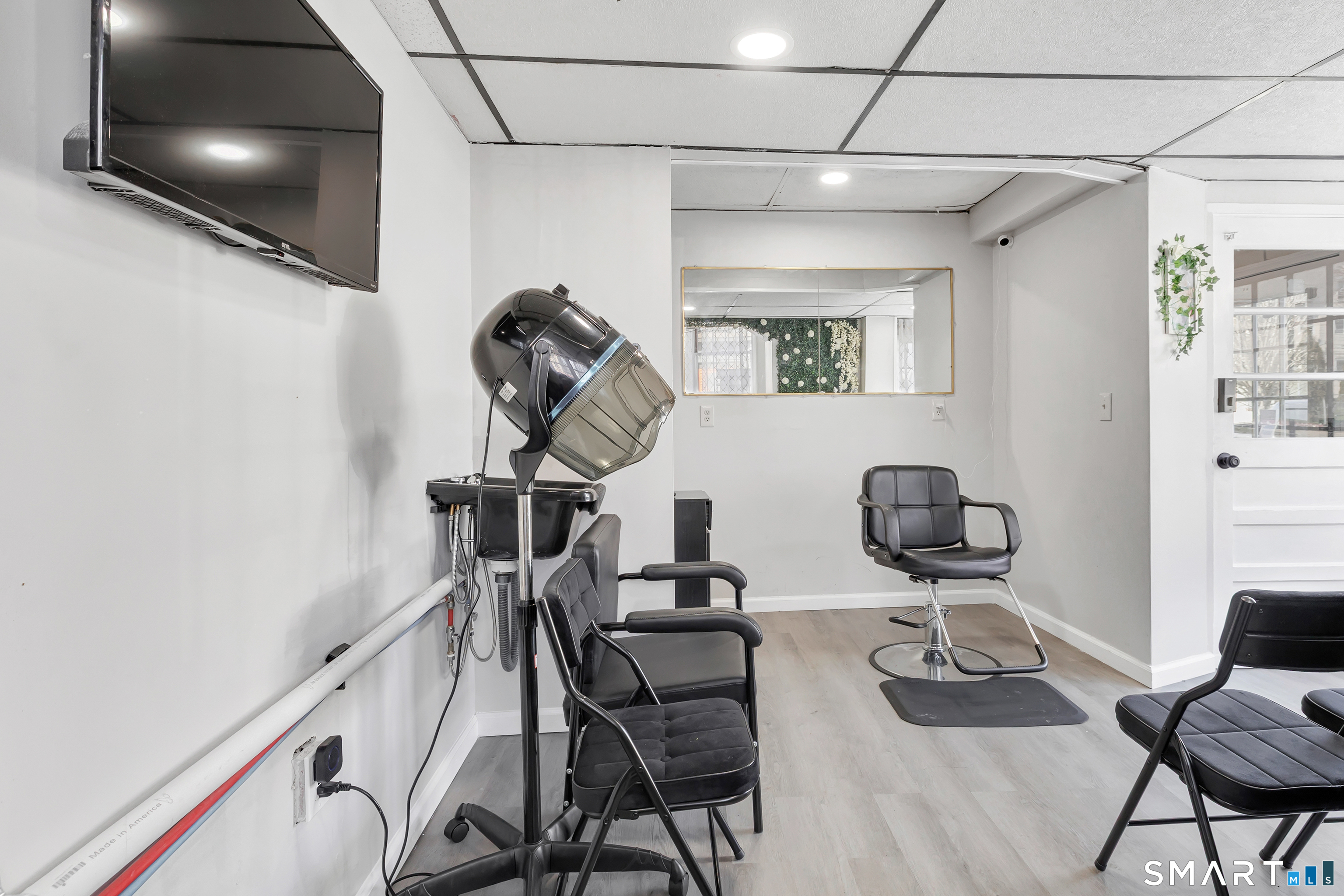 94 Kimberly Avenue New Haven CT 06519