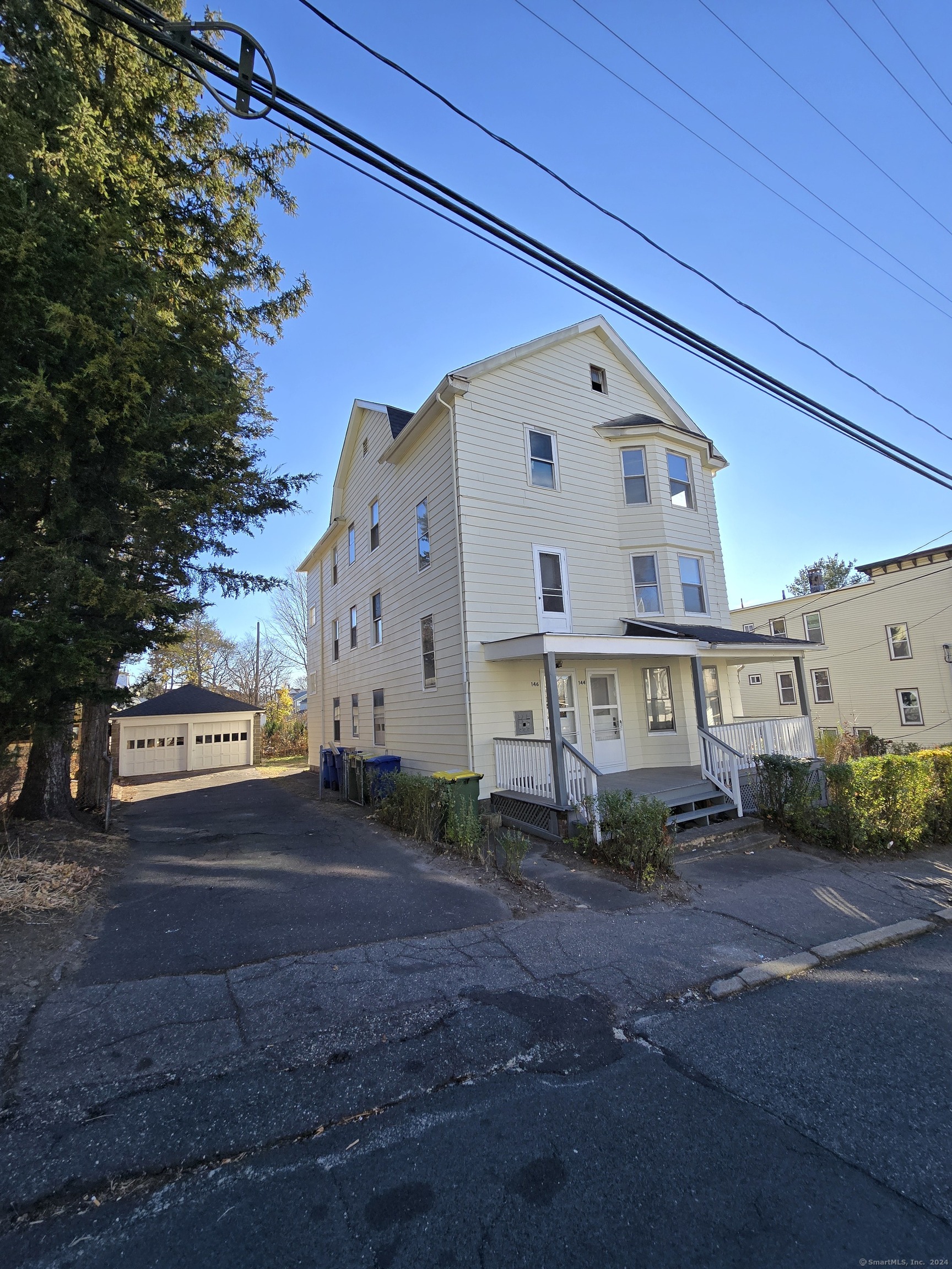 144 Washington Street Waterbury CT 06706