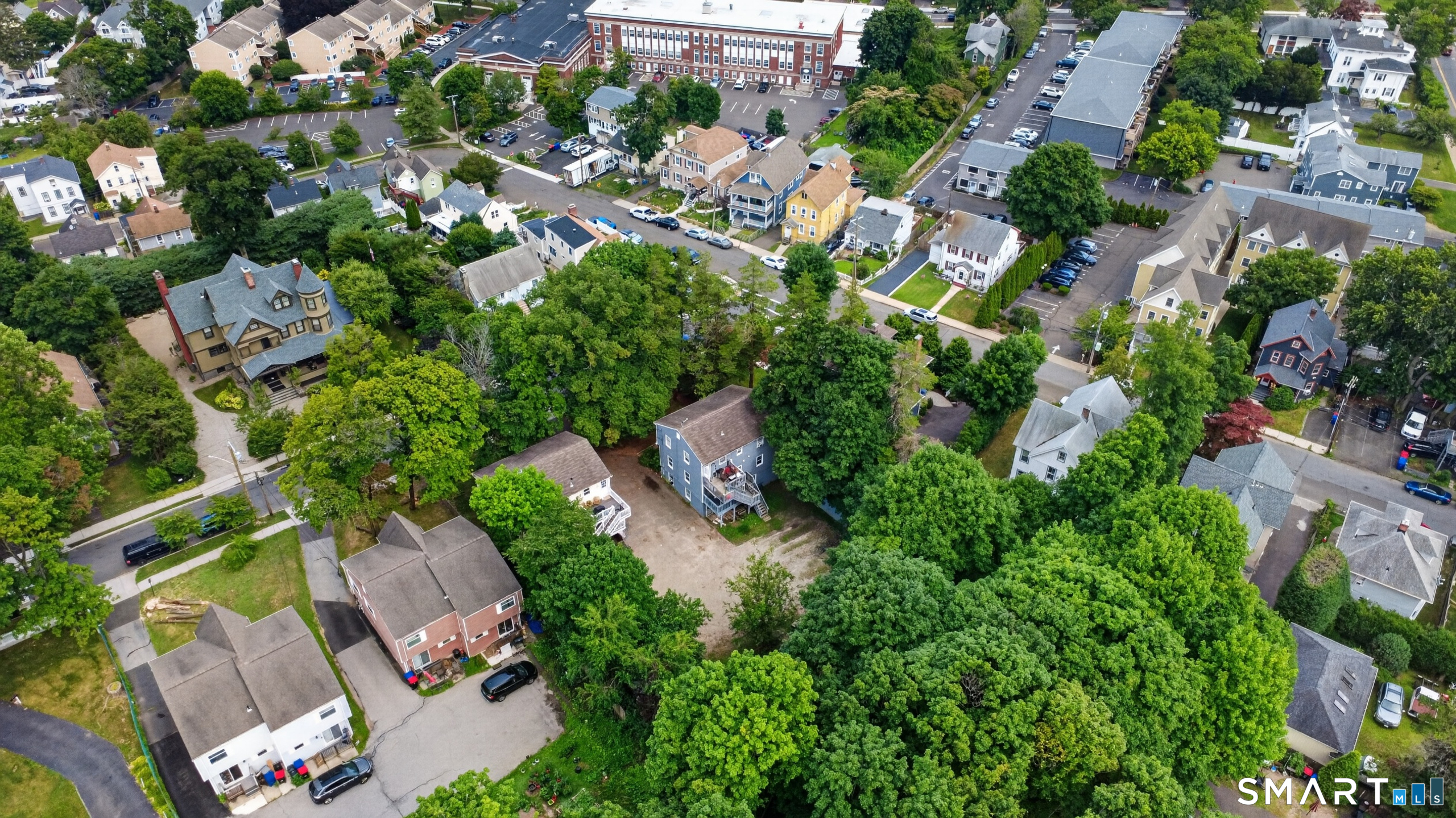 53 1/2 Elmwood Avenue Norwalk CT 06854