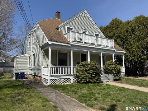 13 Moss Street Stonington CT 06379