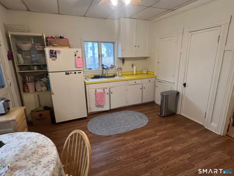 13 Moss Street Stonington CT 06379
