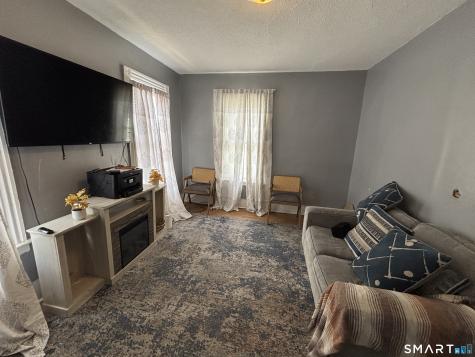 206 Lamberton Street New Haven CT 06519