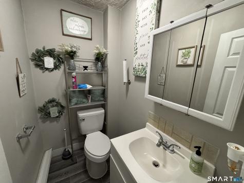 206 Lamberton Street New Haven CT 06519