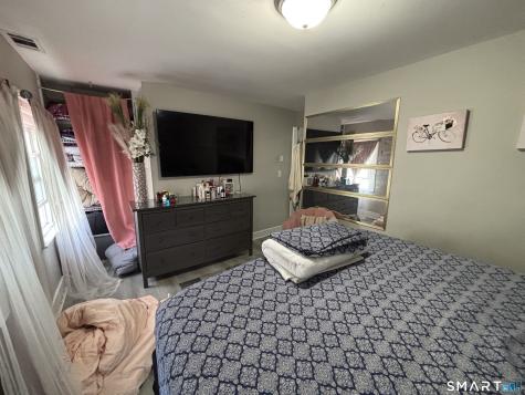 206 Lamberton Street New Haven CT 06519