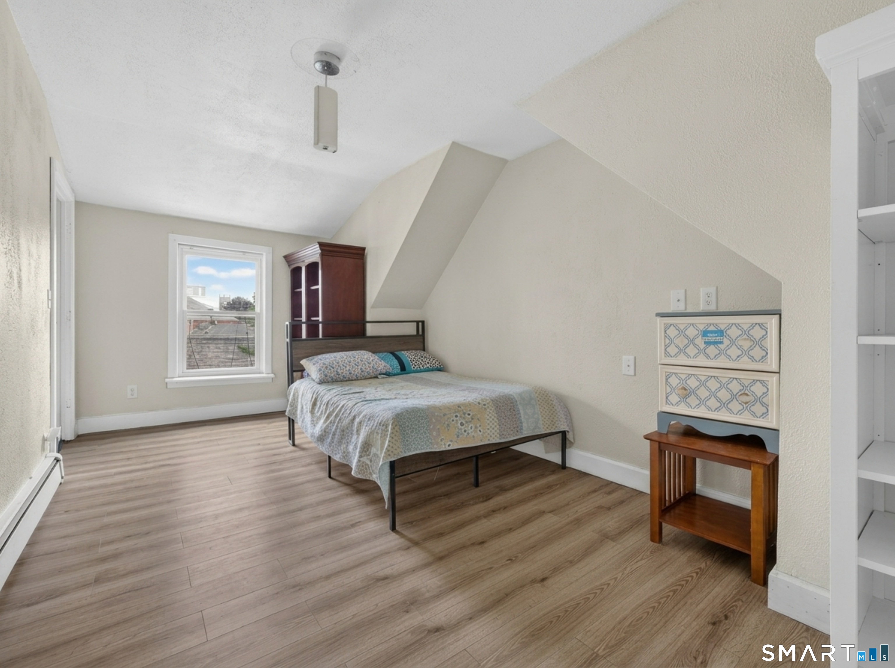 5 Manwaring Street New London CT 06320