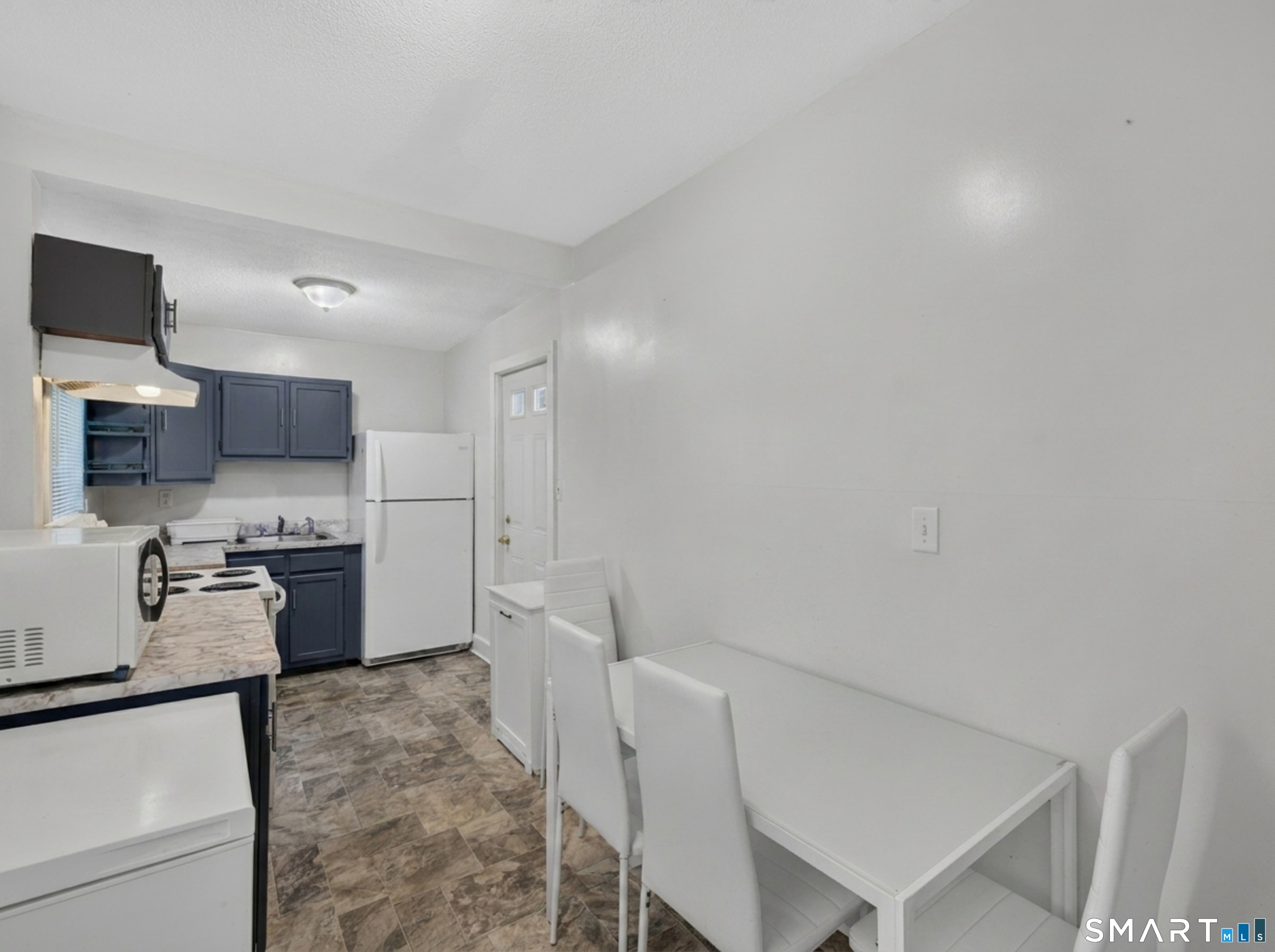 5 Manwaring Street New London CT 06320