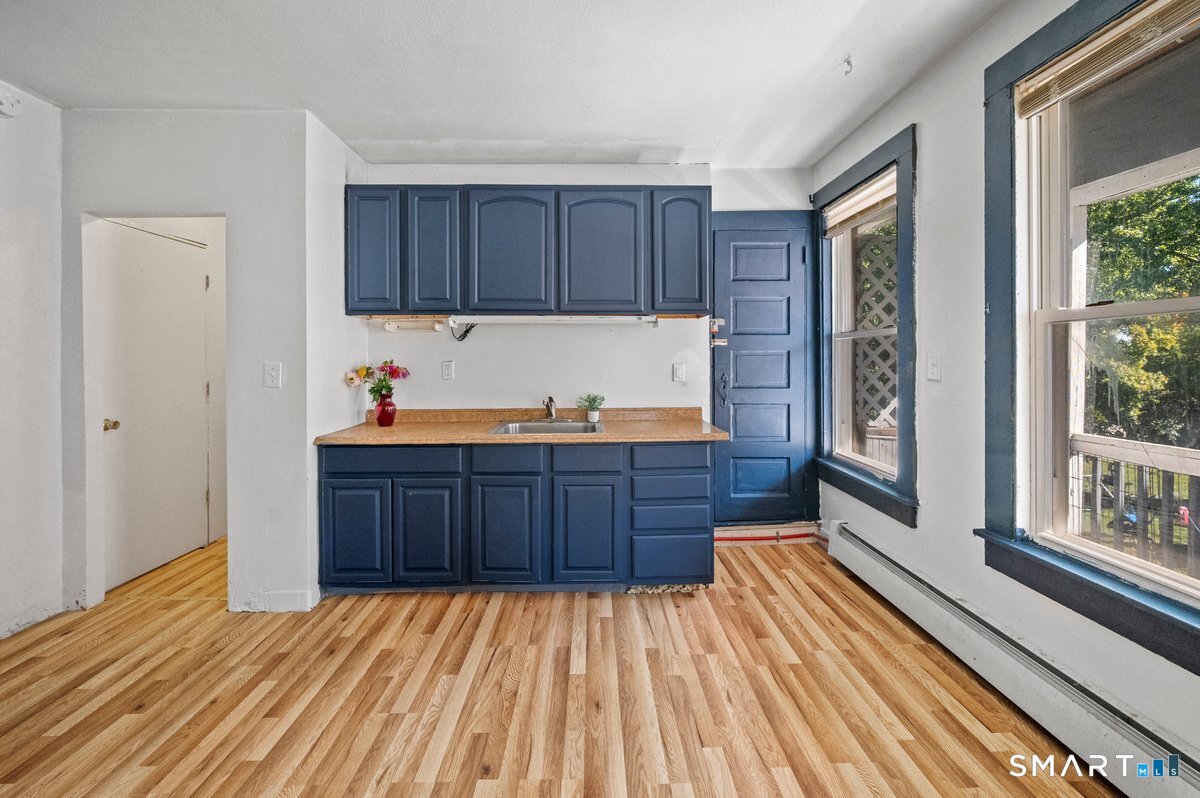 210 Maple Street New Britain CT 06051