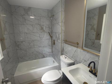 74 Grove Street Middletown CT 06457