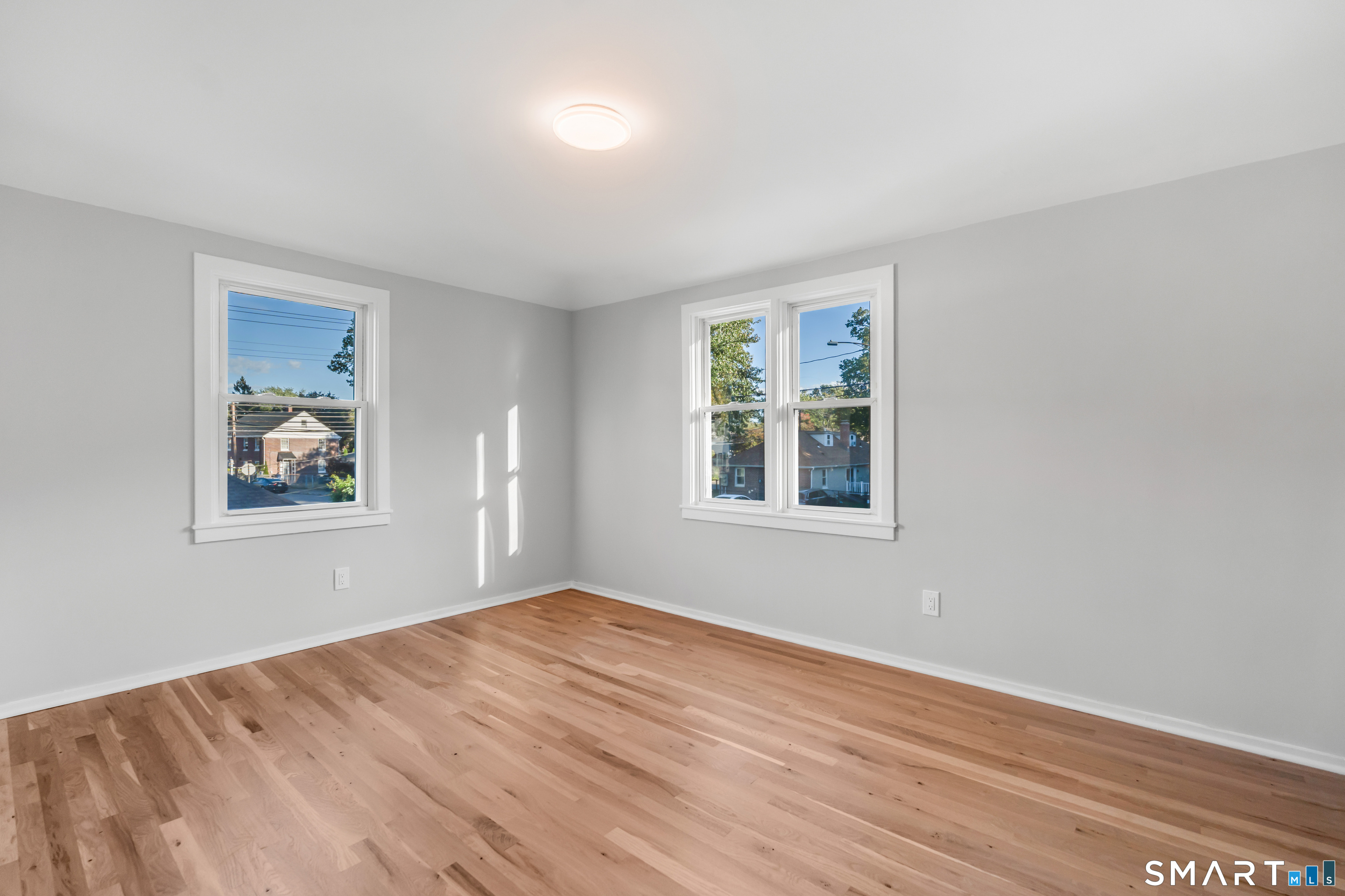 289 Pearl Harbor Street Bridgeport CT 06610