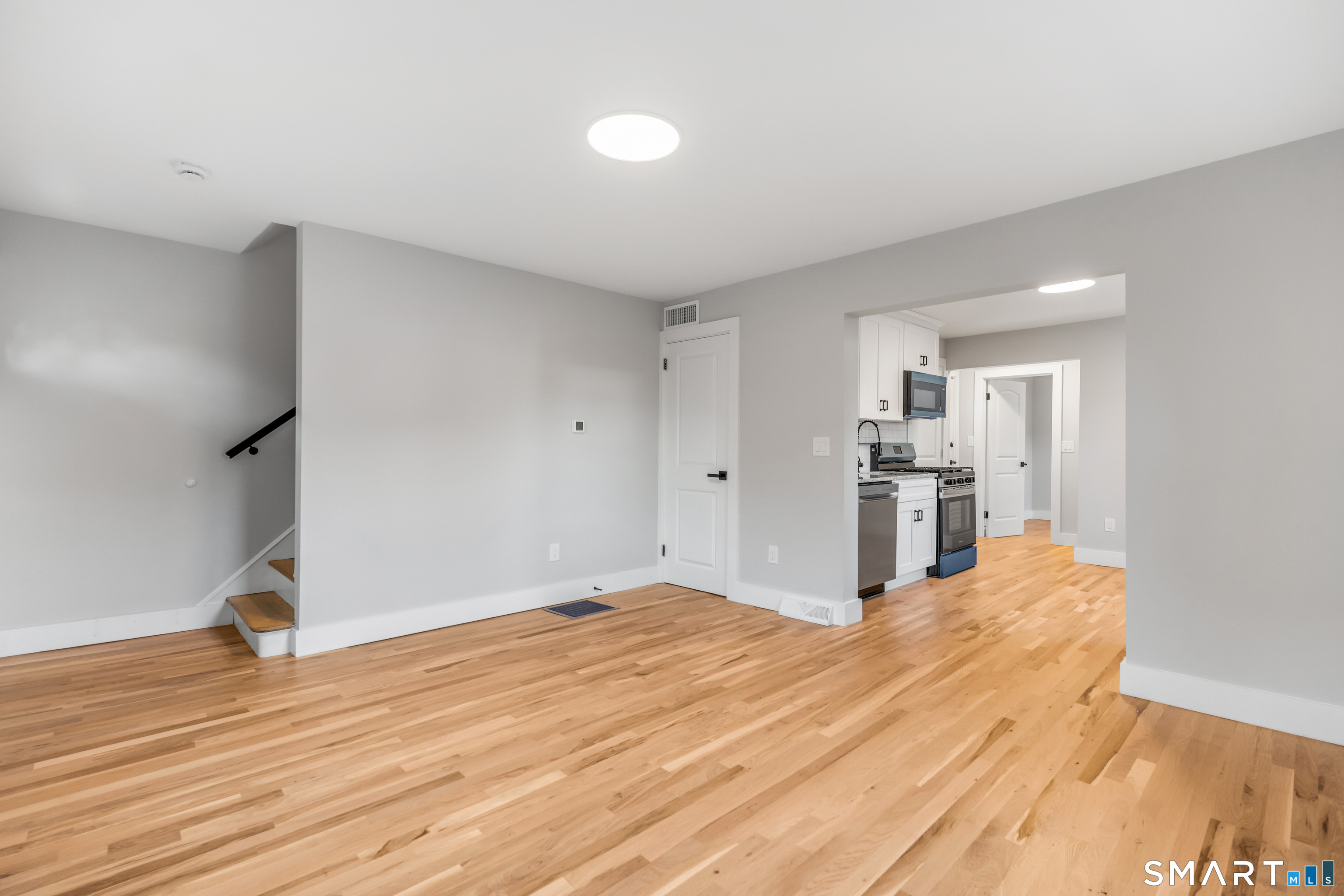 289 Pearl Harbor Street Bridgeport CT 06610
