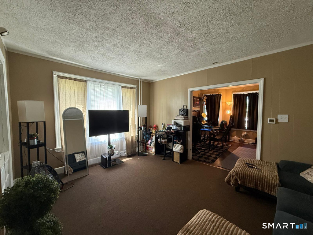 94-96 Hillside Avenue Hartford CT 06106