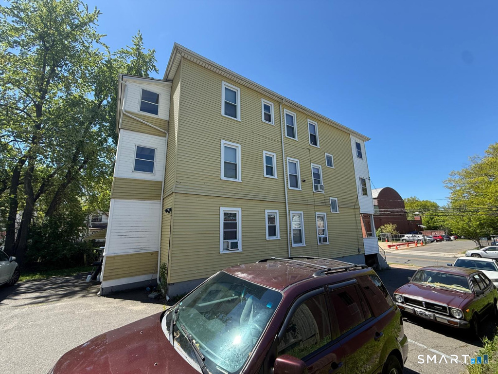 94-96 Hillside Avenue Hartford CT 06106