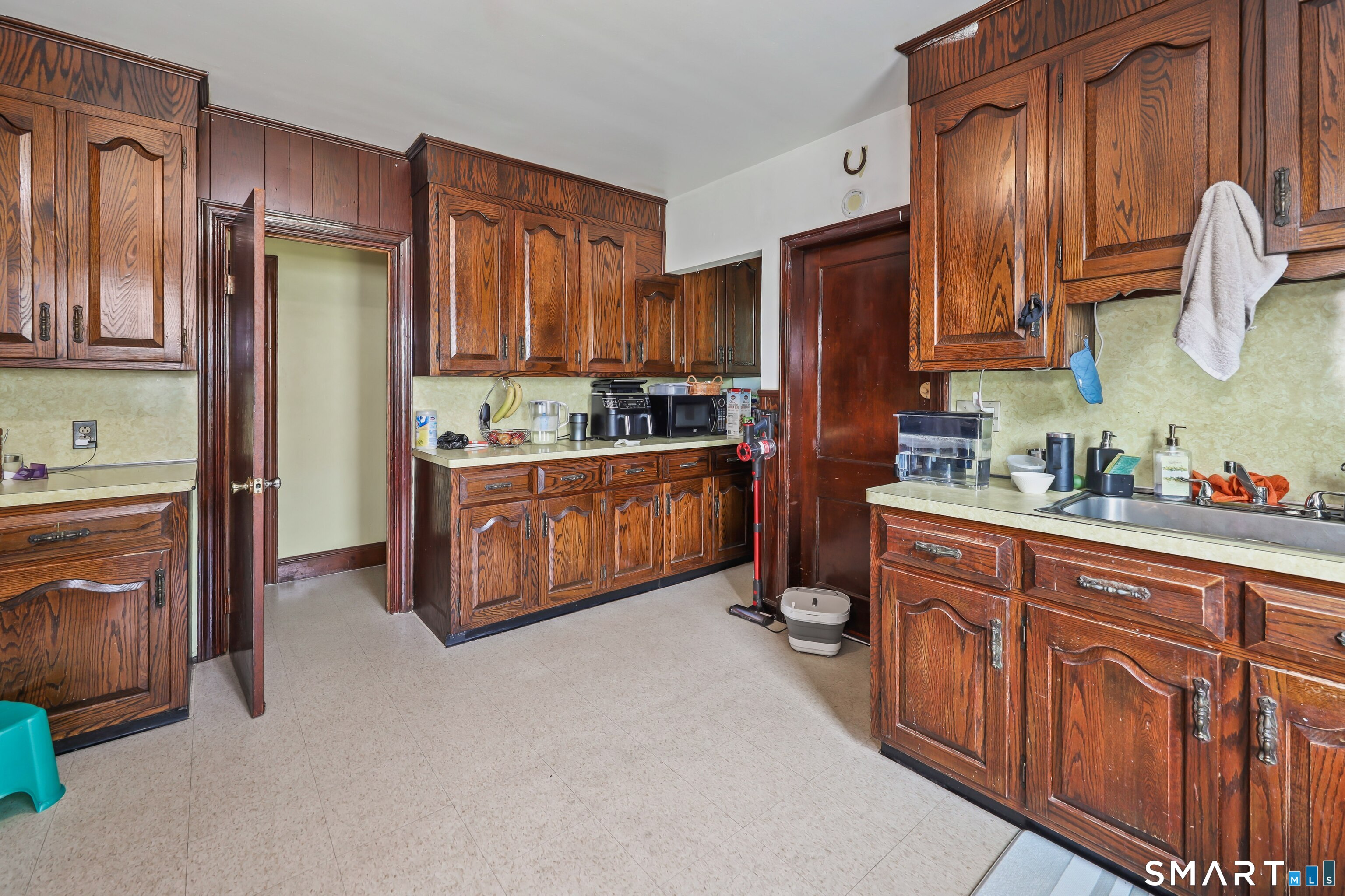 21 Ardmore Street Fairfield CT 06824