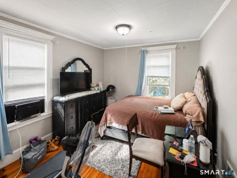 19 Harding Place New Haven CT 06511