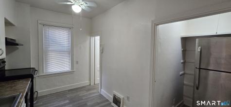 202 Broadway Norwich CT 06360