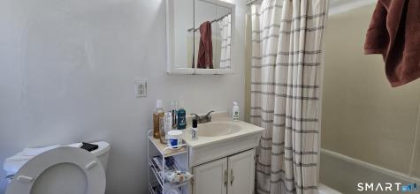 202 Broadway Norwich CT 06360