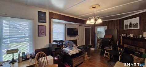 202 Broadway Norwich CT 06360