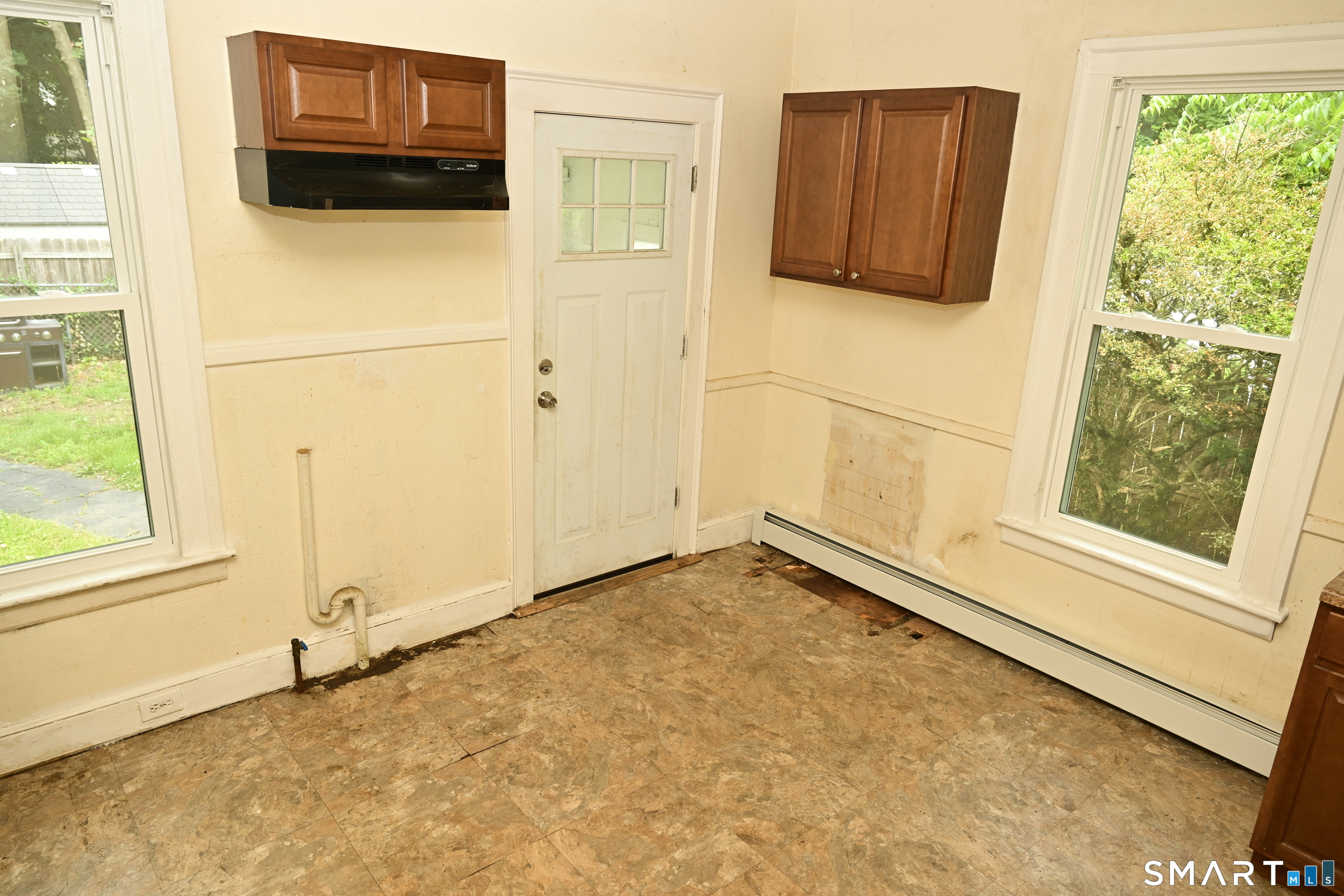 29 Locke Street Ansonia CT 06401