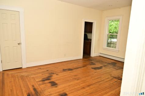29 Locke Street Ansonia CT 06401