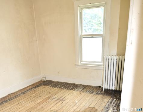 29 Locke Street Ansonia CT 06401