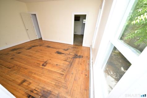 29 Locke Street Ansonia CT 06401