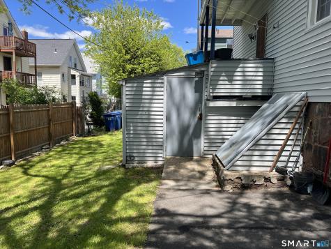 53-55 Dean Street Hartford CT 06114