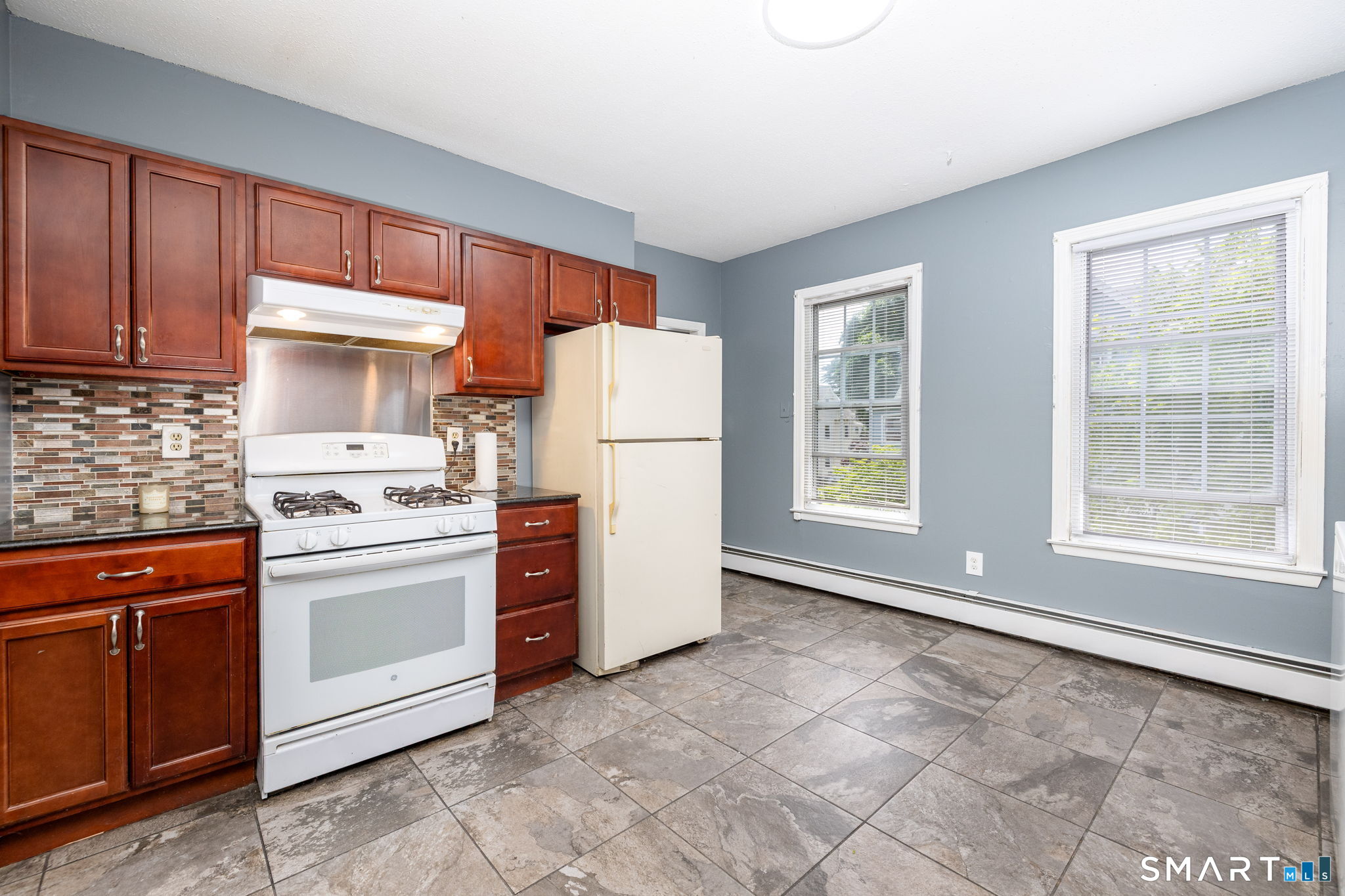 53-55 Dean Street Hartford CT 06114