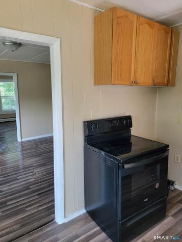 27 Railroad Street Putnam CT 06260